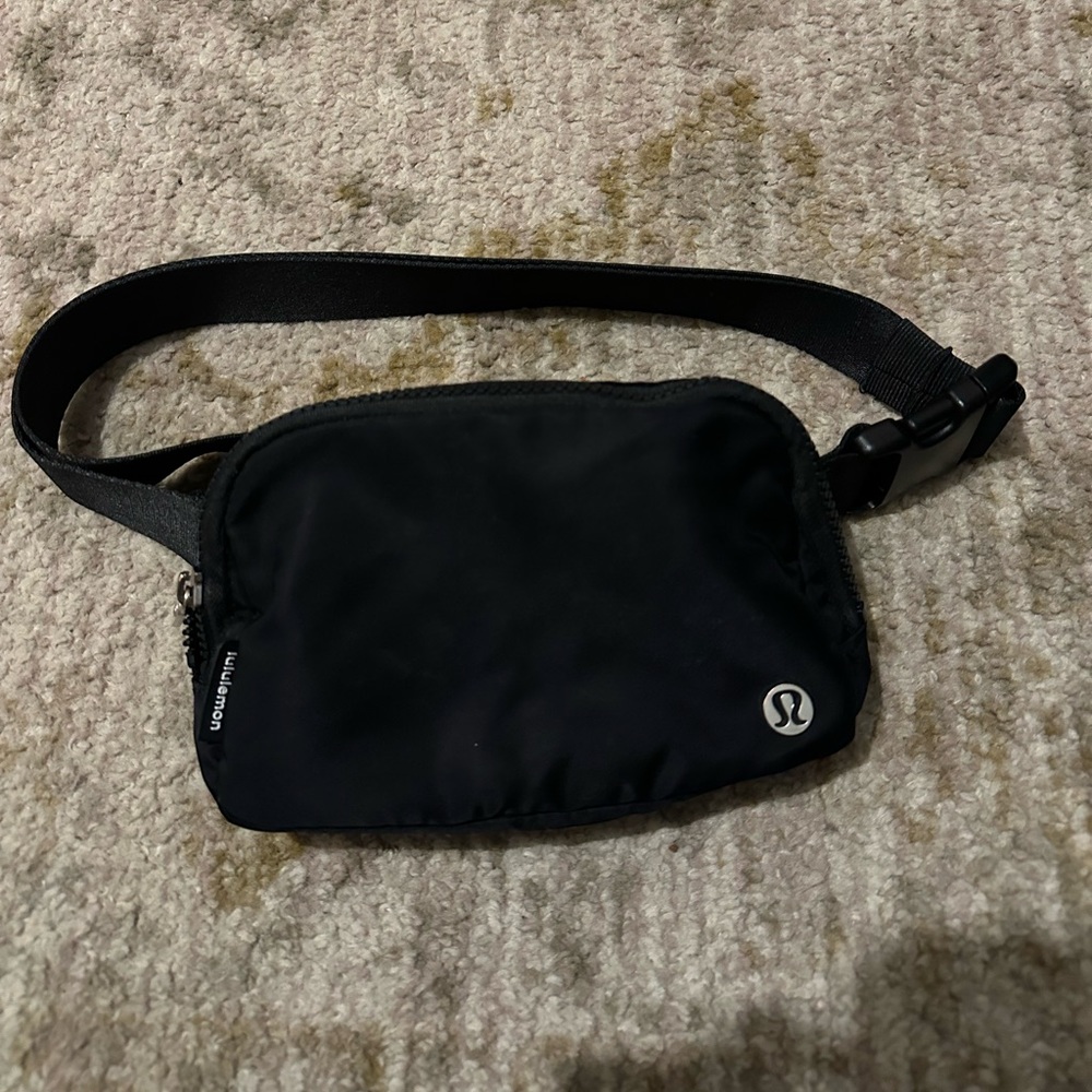 Lululemon Belt Bag